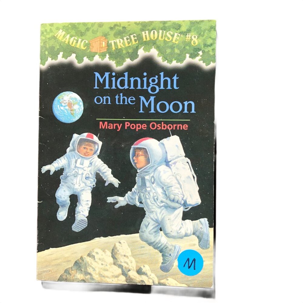 Midnight on The Moon - Magic Tree House #8 - Mary Pope Osborne